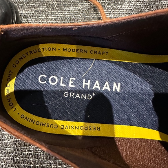 Men's COLE HAAN lace up shoes - Picture 4 of 6